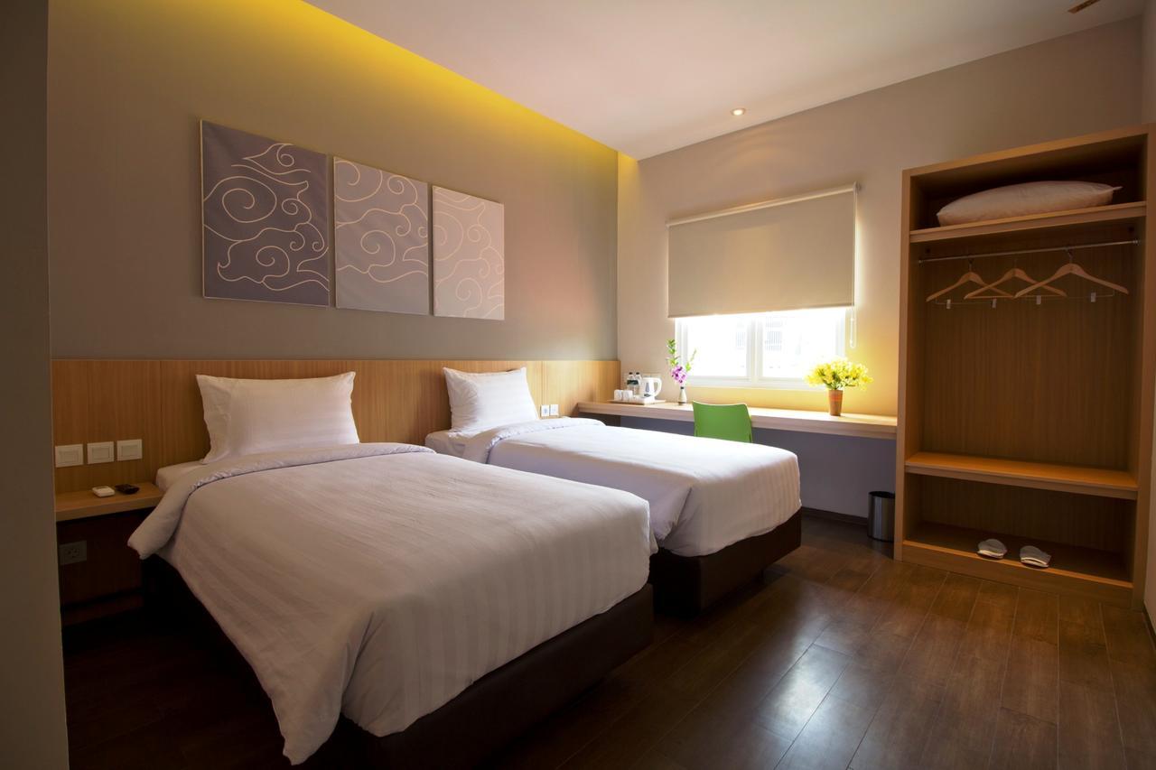Vinotel Cirebon Extérieur photo